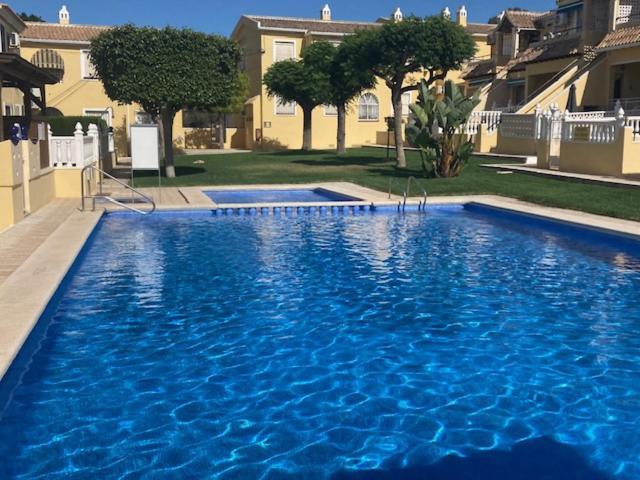 Villa Martin Secure Complex Two Bed Apartment With Access To Six Pools San Miguel De Salinas Ngoại thất bức ảnh